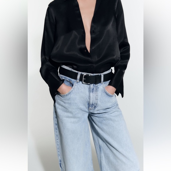 Zara ZW MID-RISE WIDE LEG BALLOON JEANS. Light Blue. Size US 2. new with Tags. - Picture 5 of 10